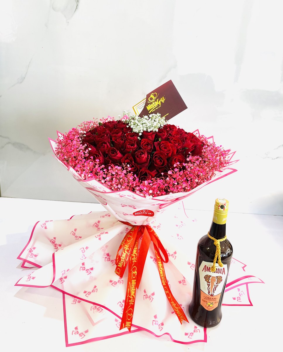 Classic Moment Gift Box — MistaGift Uganda gallery