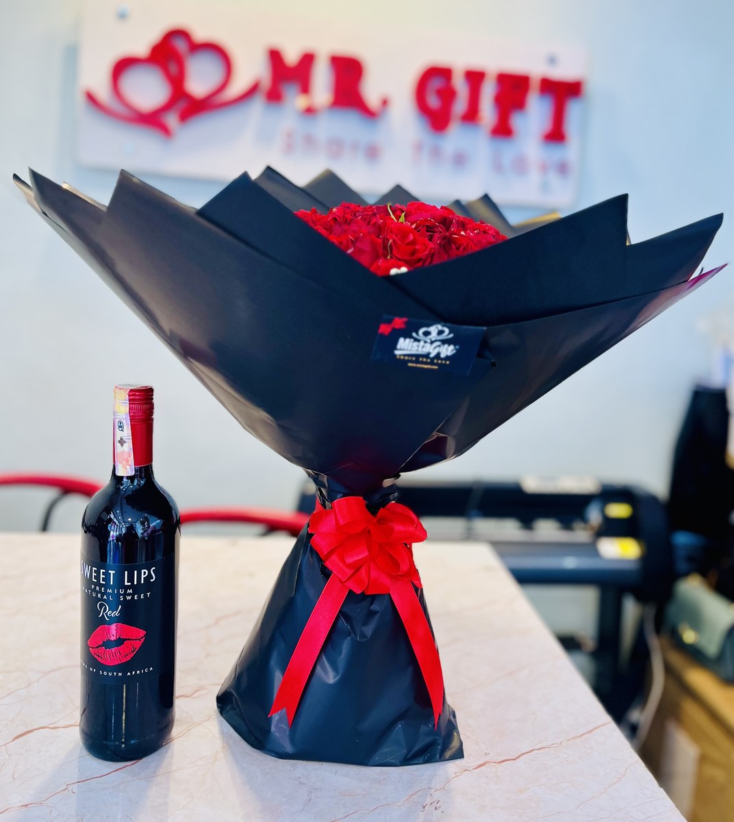 Gift Package UGX 191,000 | MistaGift Uganda