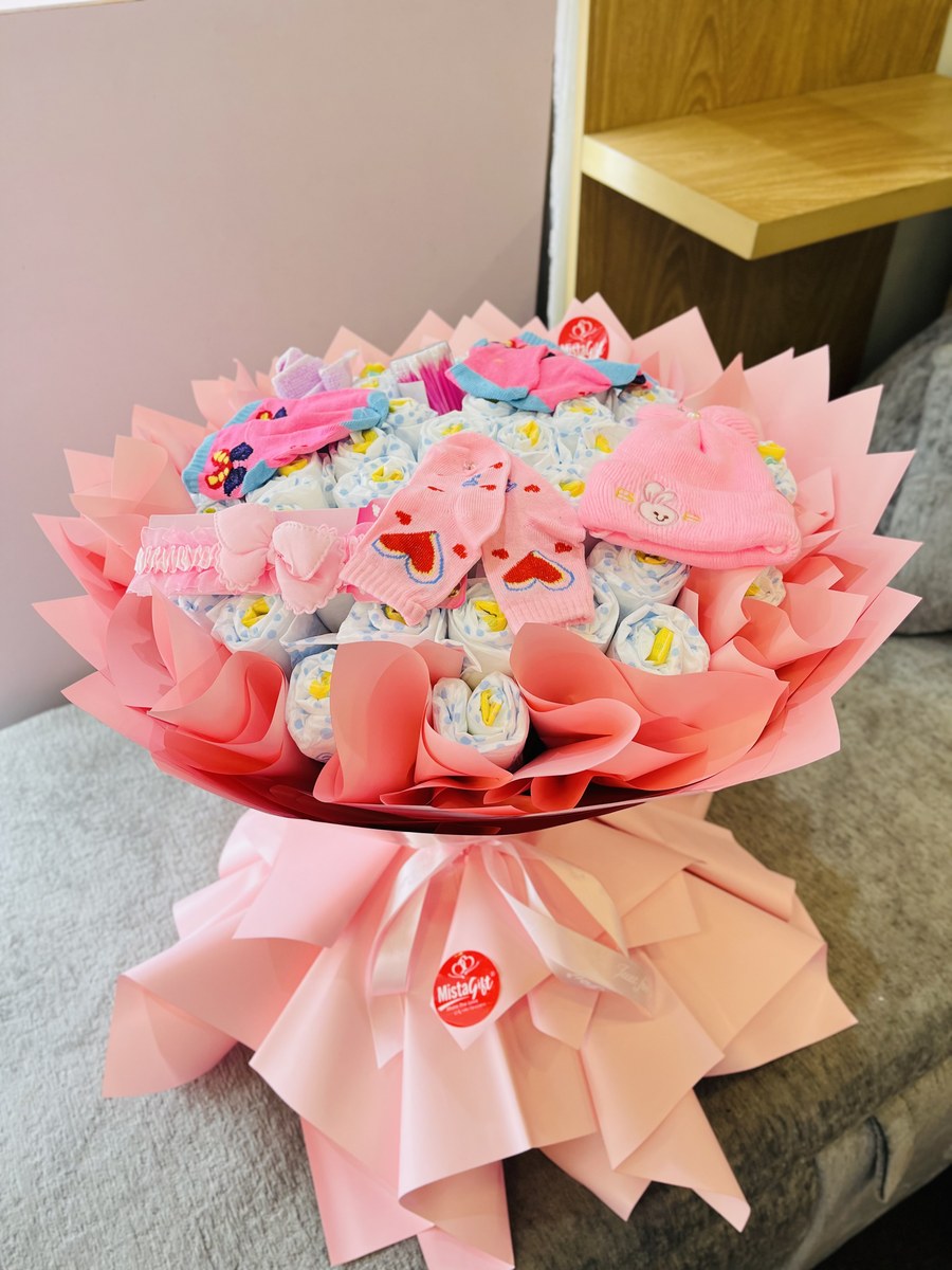 Gift Package UGX 206,000 | MistaGift Uganda