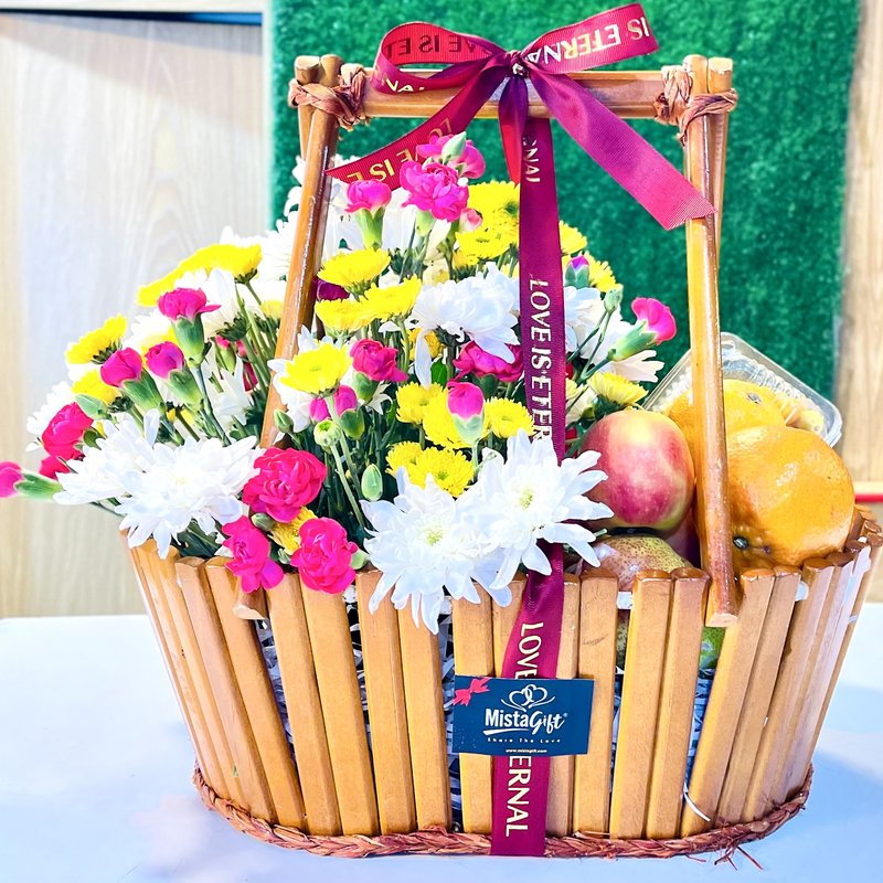 Nature’s Luxe Basket - Where flowers meet flavor | Gift Uganda
